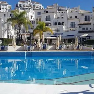 https://pueblo-evita-benalmadena-29630-2.es-andalucia.com